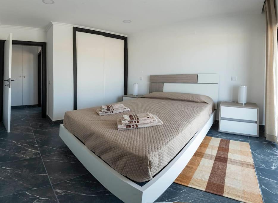 Sunset House Apartment Vila do Bispo Exterior photo